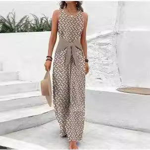 Gloria - Women's sleeveless jumpsuit with print