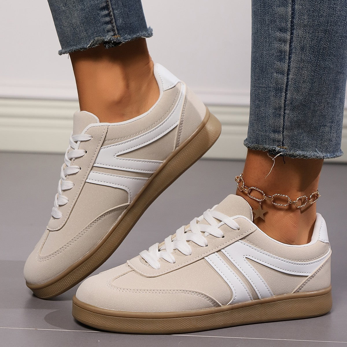 Nora - Zapatillas retro amarillas con cordones