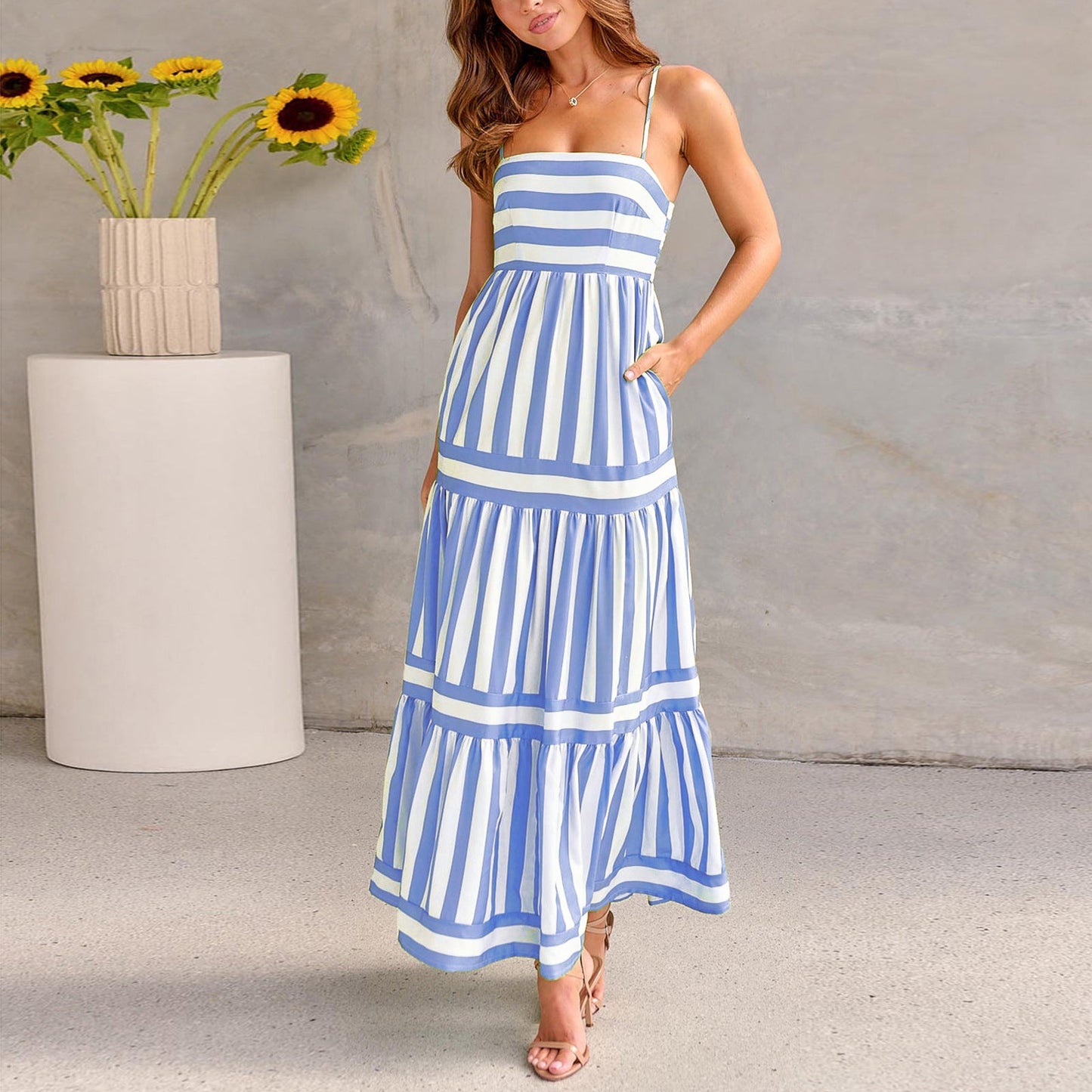 Sabrina - Grünes gestreiftes Maxikleid mit Stil und Frische
