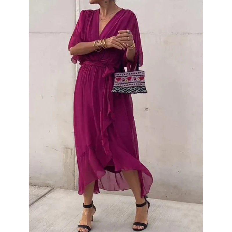 Sabrina - Fließendes V-Ausschnitt-Kleid mit verstellbarem Gürtel