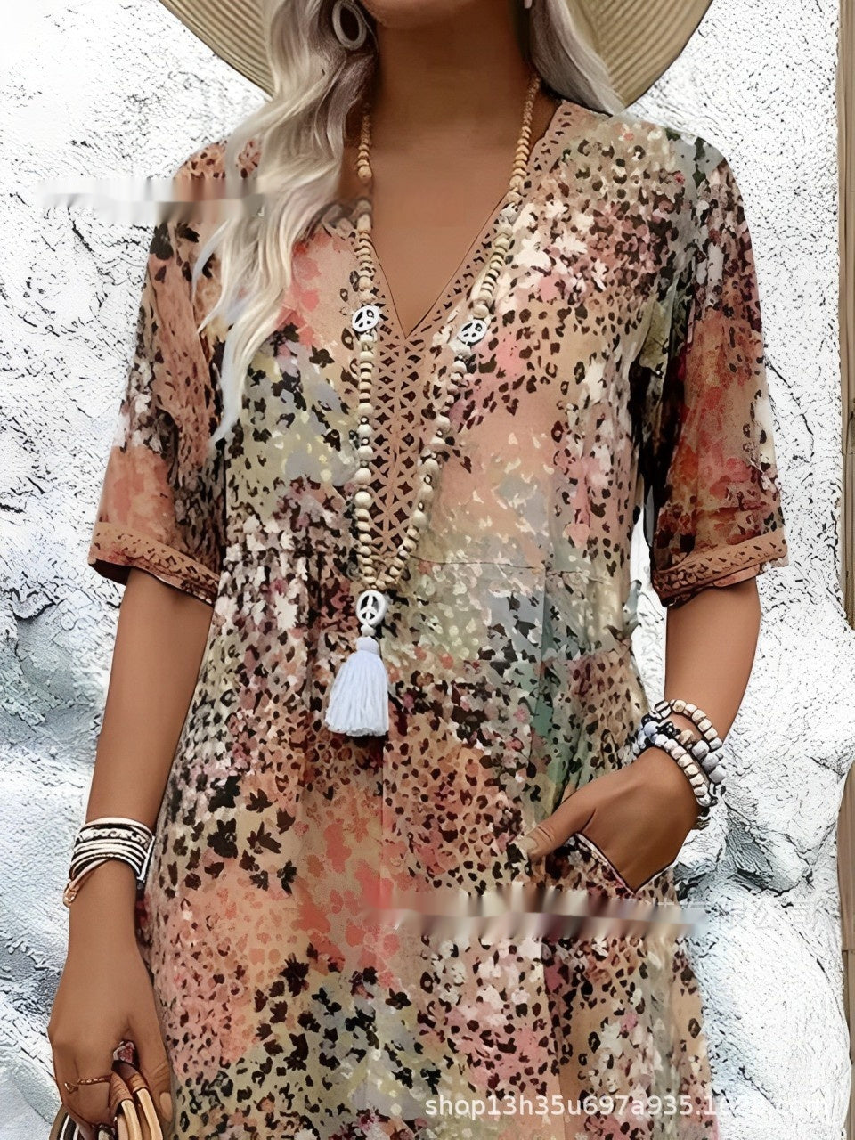 Arlene - Vestido midi estampado con cuello en V