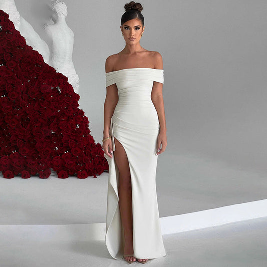 Selena - Vestido con abertura en los hombros