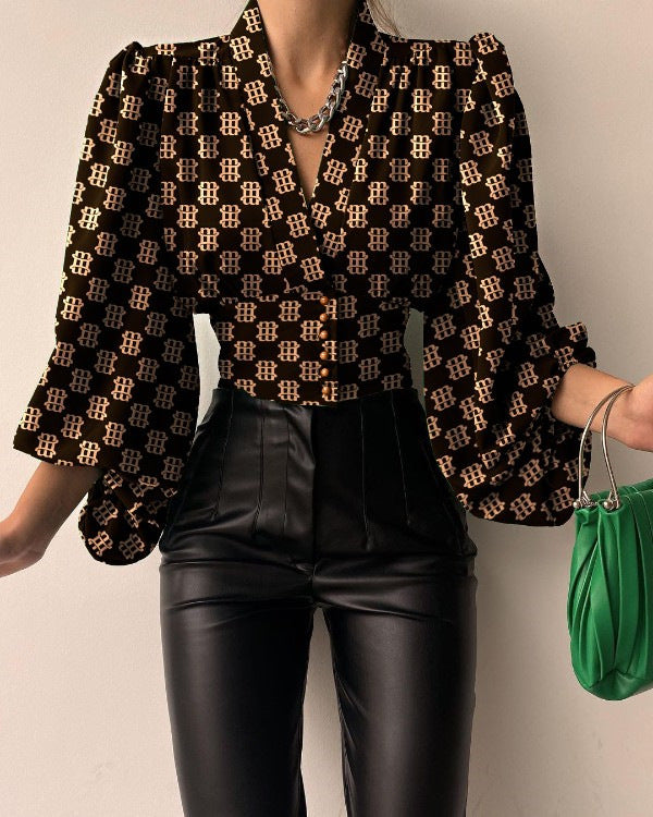 Nova - Blouse with geometric print and puff sleeves