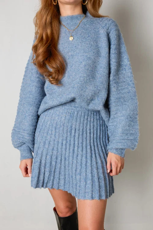 Norra | Elegante set maglione e gonna a pieghe