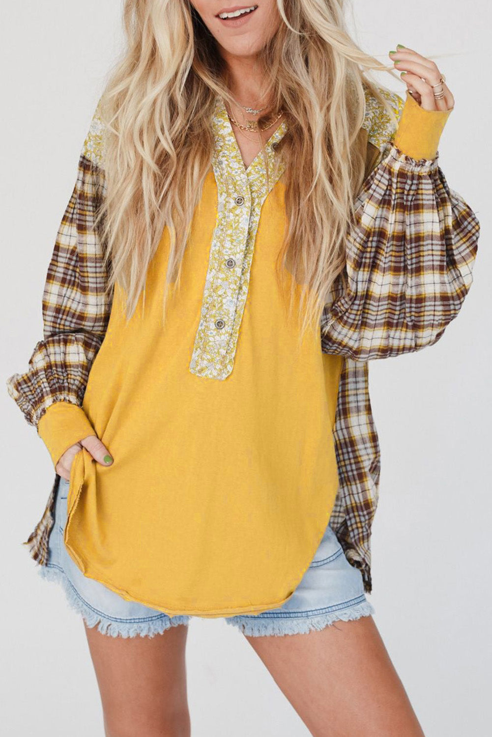 Martina | Blusa boho chic con maniche fantasia e dettagli floreali