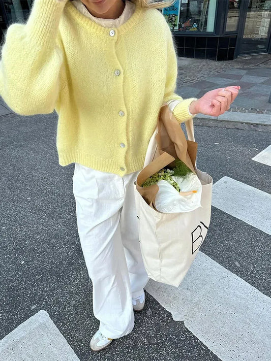 Giovanna | Cardigan in morbido mohair con scollo rotondo