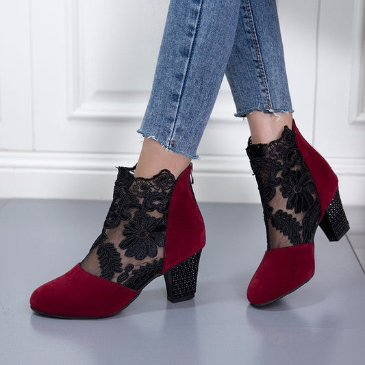 Verona - Botines con tacón bloque y panel de encaje