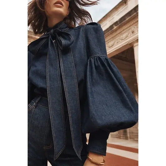 Camila - Camicetta di jeans e pantaloni svasati