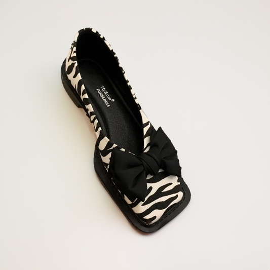 Solenne™ Square Toe Flat Mouth Women’s Loafers